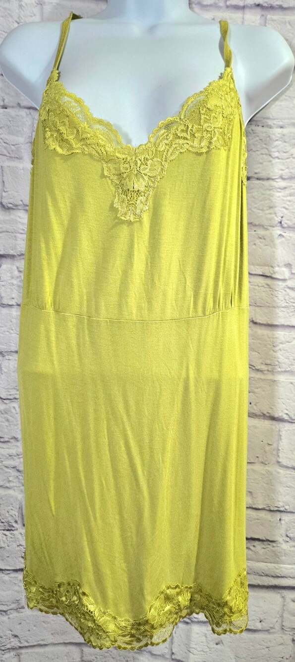 Lane Bryant Green Yellow Lace Detail Adjustable Spaghetti Strap Tank Top 22/24